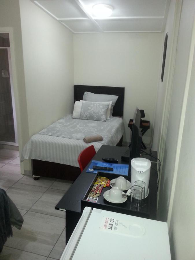 Zanevovo Hotel Scottburgh Bagian luar foto