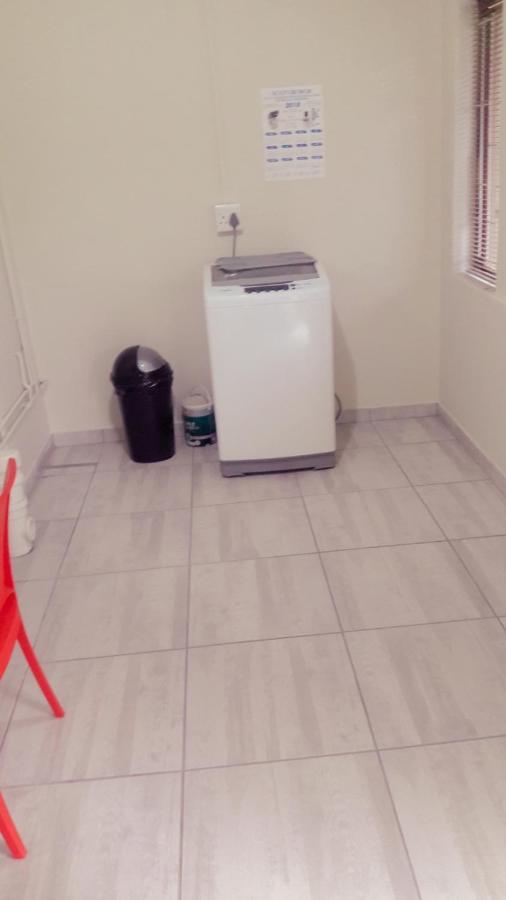 Zanevovo Hotel Scottburgh Bagian luar foto